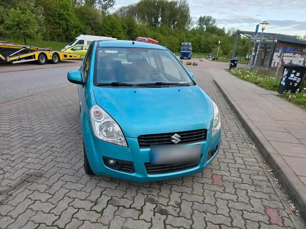 Gebraucht Suzuki Splash 85 PS (62 kW) 2008 Blau Kleinwagen