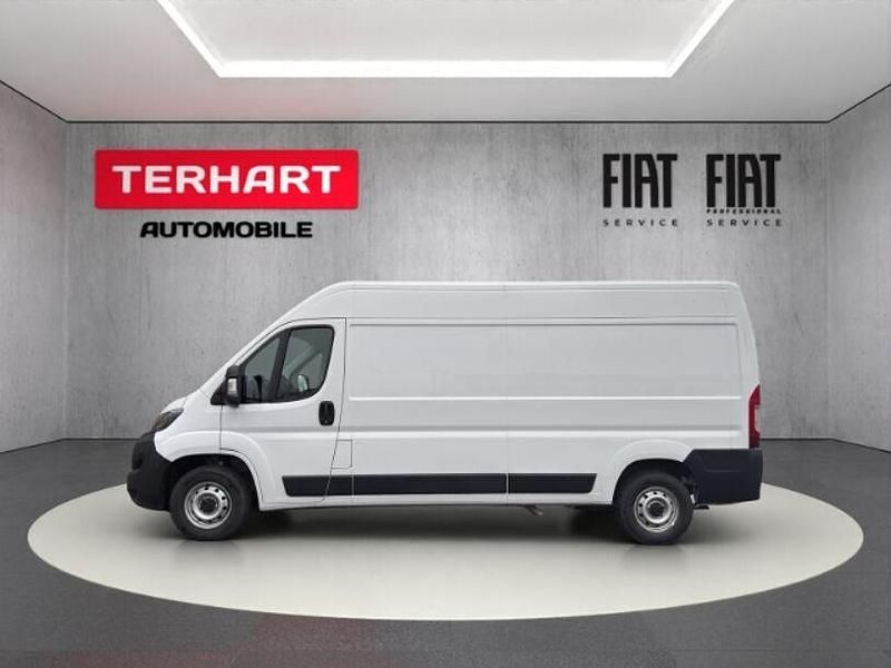 Gebraucht Fiat Ducato 140 PS (102 kW) 2023 Colore esterno (weiss (pastell)) Van