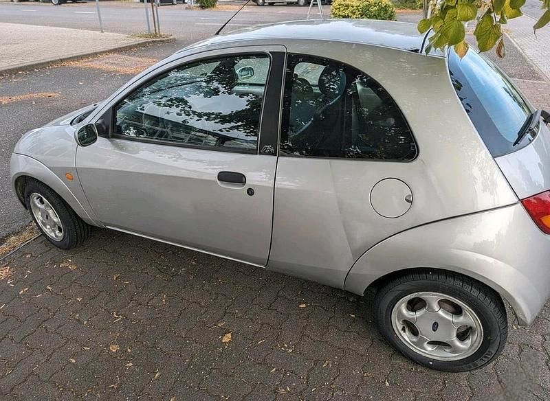 Gebraucht Ford Ka 69 PS (50 kW) 2006 Silber Kleinwagen