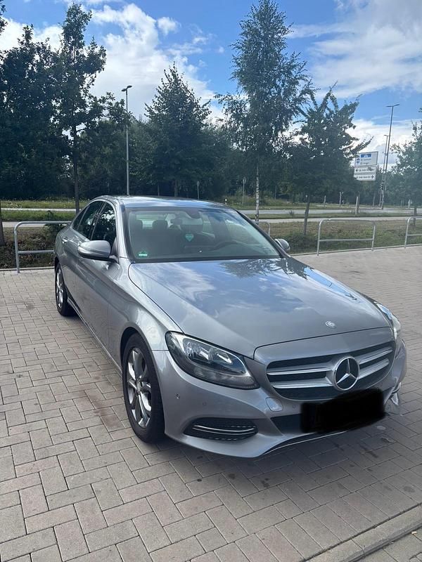 Grau Gebraucht 2014 Mercedes C220 Limousine | 12.500 € (Guter Preis) - Bild 1/4