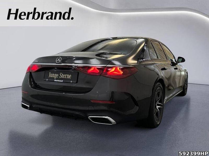 Gebraucht Mercedes E220 AMG 197 PS (144 kW) 2025 Metalliclack graphitgrau Limousine
