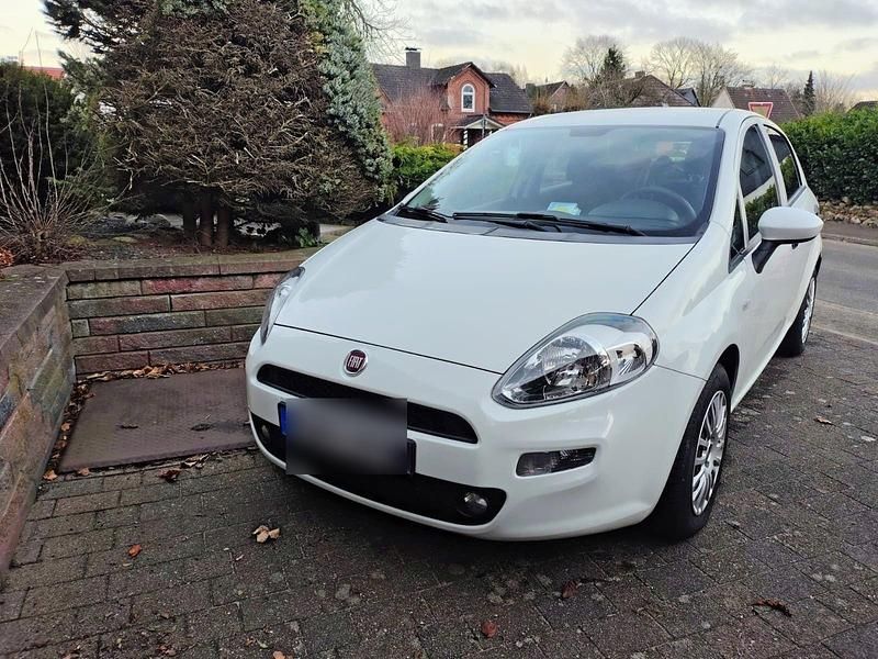 Gebraucht Fiat Punto 69 PS (50 kW) 2017 Weiß Kleinwagen