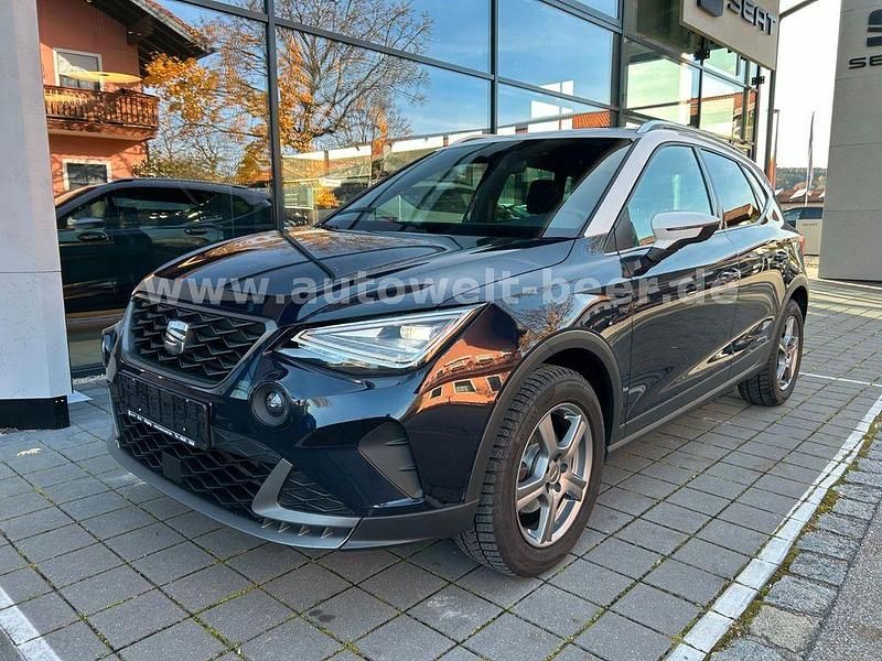 Blau Gebraucht 2021 Seat Arona FR SUV | 20.680 € (Fairer Preis) - Bild 1/4