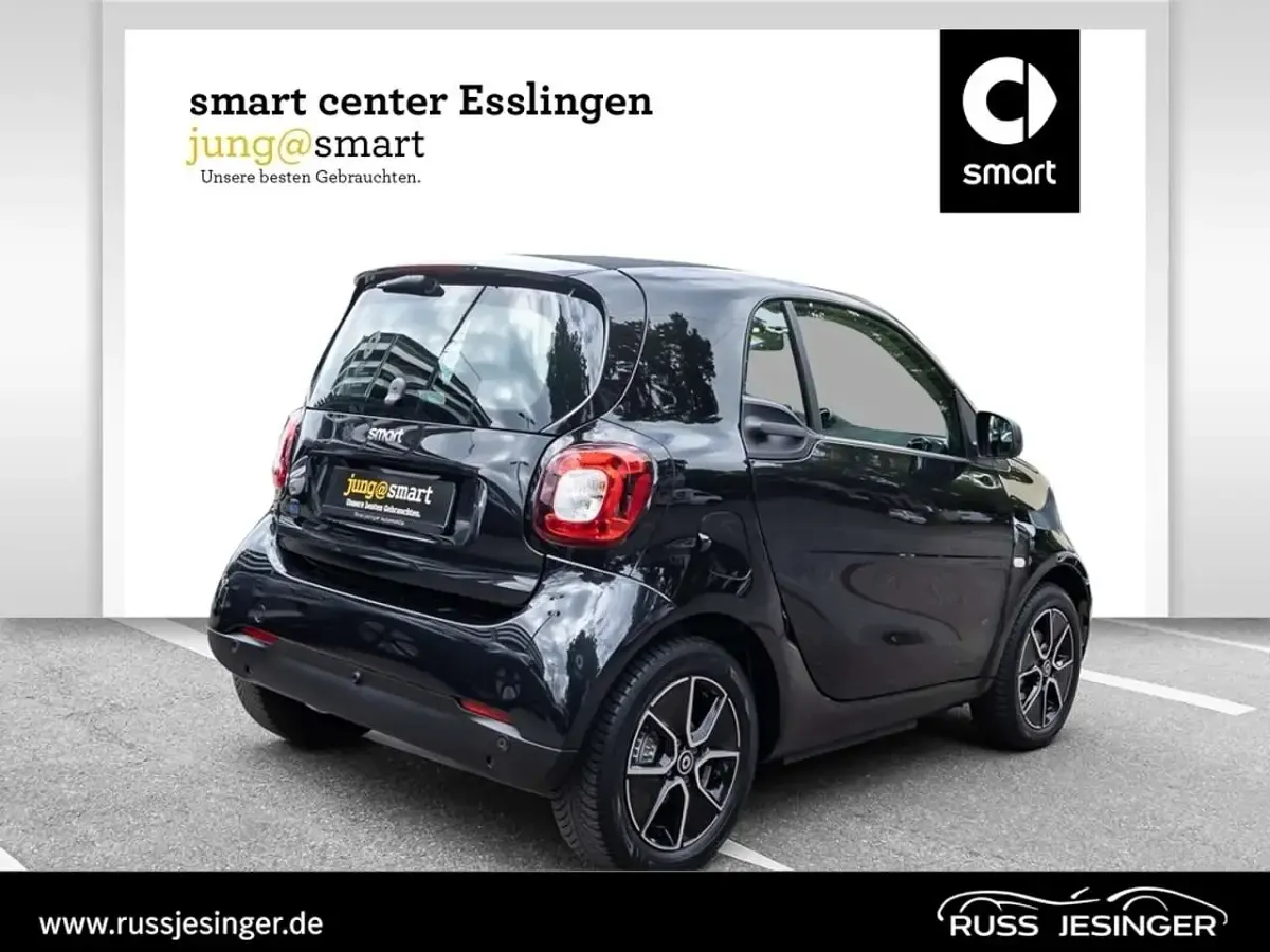 Gebraucht Smart ForTwo Coupé Passion 60 kW (82 PS) 2022 Schwarz Kleinwagen