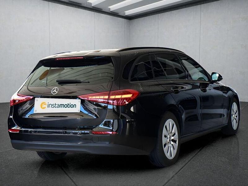 Gebraucht Mercedes C200 163 PS (119 kW) 2023 Schwarz Kombi