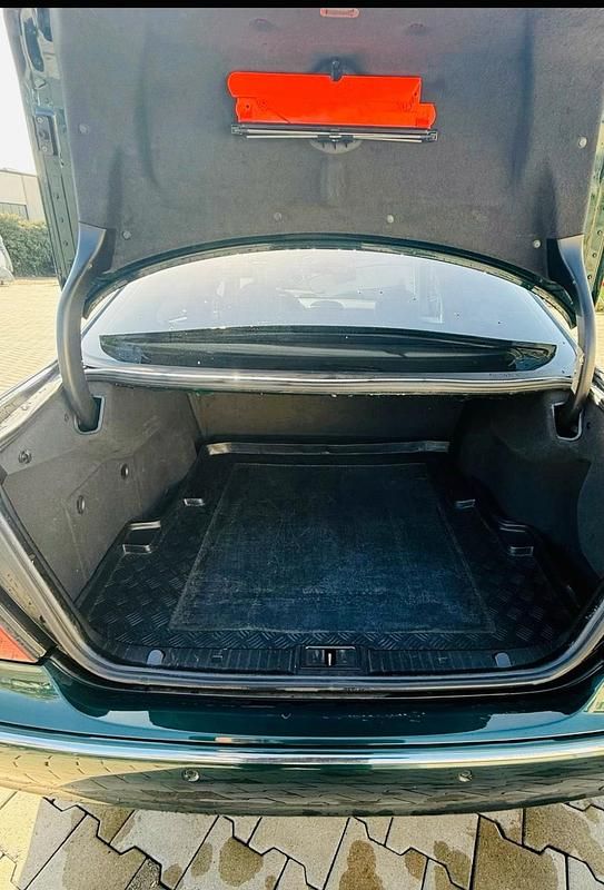 Gebraucht Mercedes E220 150 PS (110 kW) 2005 Grün Limousine