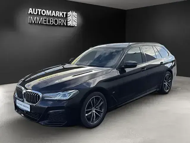 Gebraucht BMW 530 M Sport 305 PS (224 kW) 2023 Schwarz Limousine