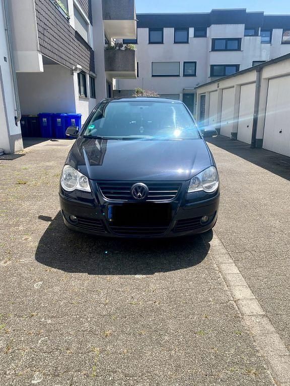 Schwarz Gebraucht 2006 VW Polo Goal Limousine | 2.800 € (Guter Preis) - Bild 1/4