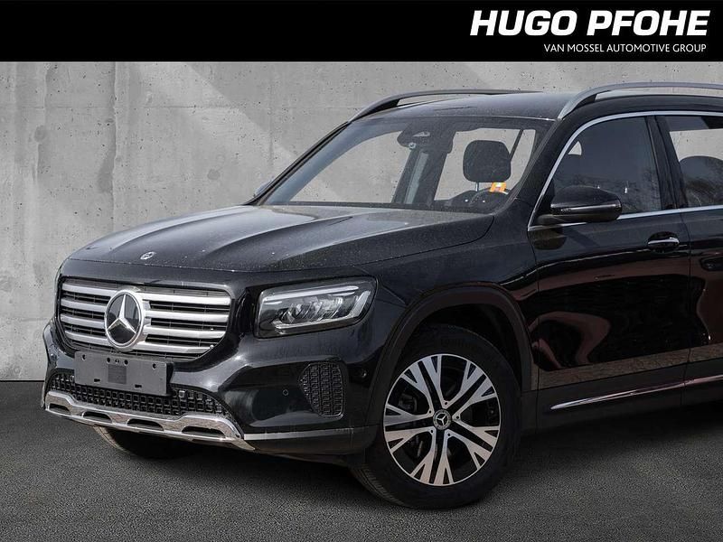 Gebraucht Mercedes GLB200 Progressive 150 PS (110 kW) 2025 Kosmosschwarz metalliclack SUV