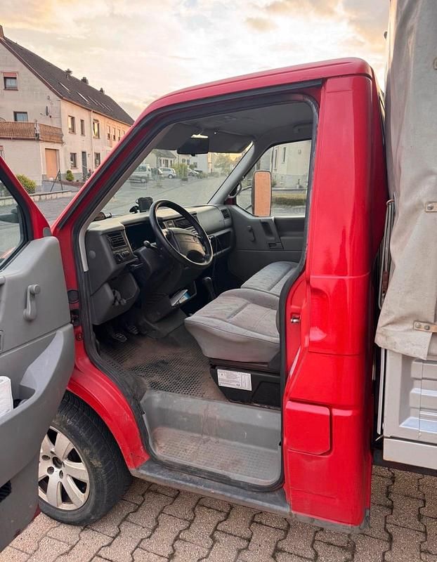 Gebraucht VW T4 1999 Rot Van