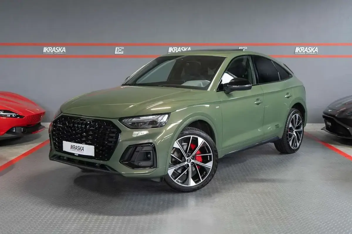 Gebraucht Audi Q5 Edition .1 204 PS (150 kW) 2021 Distriktgrün metallic SUV