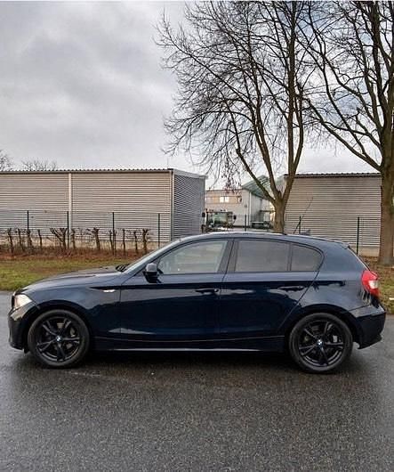 Usata BMW 120 150 CV (110 kW) 2006 Blu Utilitaria