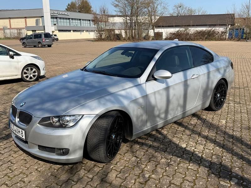 Gebraucht BMW 325 Performance 218 PS (160 kW) 2006 Silber Coupé