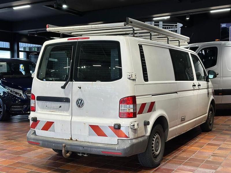 Gebraucht VW T5 140 PS (102 kW) 2013 Candyweiß Van