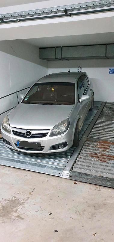 Gebraucht Opel Signum 155 PS (114 kW) 2008 Silber Kleinwagen