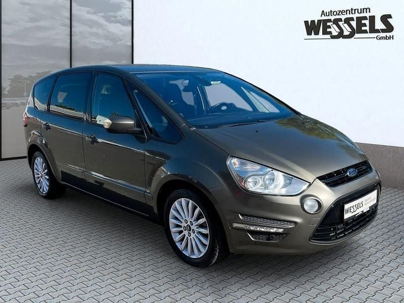 Gebraucht Ford S-MAX Trend 116 PS (85 kW) 2015 Grün Van / Kleinbus