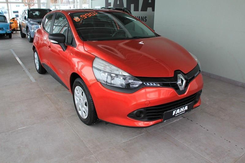 Gebraucht Renault Clio IV Expression 73 PS (53 kW) 2015 Rot Kleinwagen