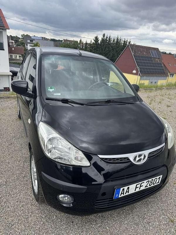 Schwarz Gebraucht 2010 Hyundai i10 Classic Kleinwagen | 3.050 € (Fairer Preis) - Bild 1/4