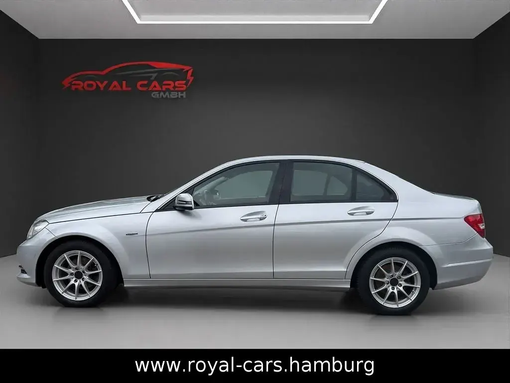 Gebraucht Mercedes C180 120 PS (88 kW) 2012 Silber Limousine