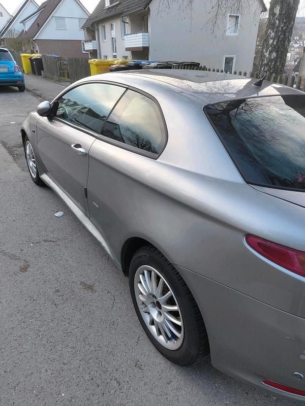 Gebraucht Alfa Romeo GT 150 PS (110 kW) 2008 Grau Coupé