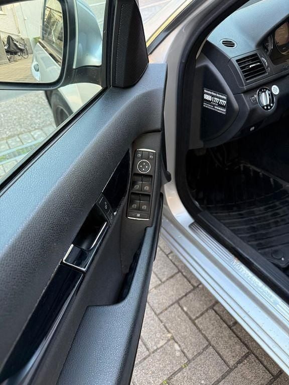 Gebraucht Mercedes C200 184 PS (135 kW) 2008 Silber Limousine