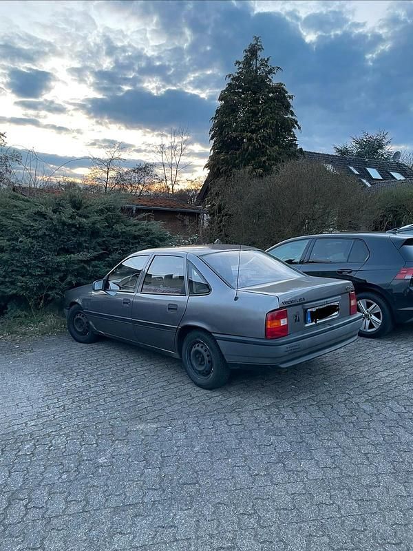 Gebraucht Opel Vectra 90 PS (66 kW) 1991 Grau Kleinwagen