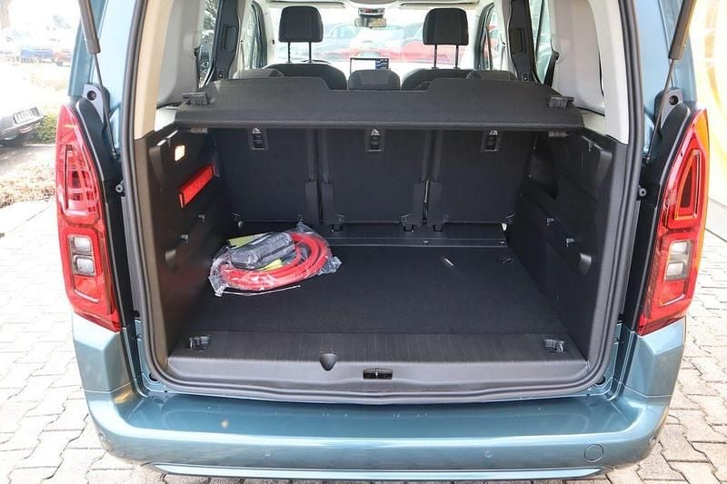 Neu Opel Combo-e Life 100 kW (136 PS) 2026 Blau Van / Kleinbus