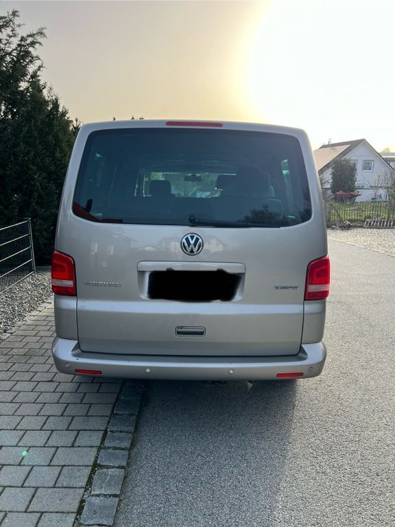 Gebraucht VW T5 114 PS (83 kW) 2011 Van