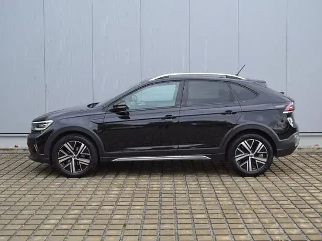 Gebraucht VW Taigo Style 110 PS (80 kW) 2022 Deep black perleffekt (metallic) SUV