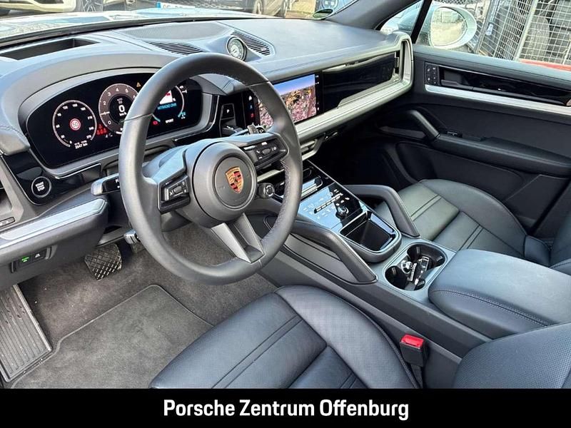 Gebraucht Porsche Cayenne 470 PS (345 kW) 2026 Dolomitsilbermetallic SUV