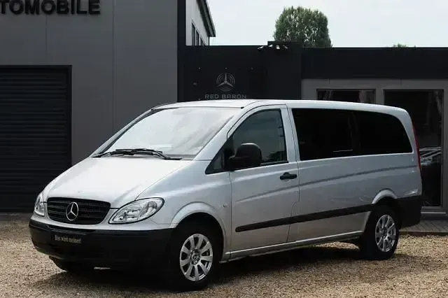 Gebraucht Mercedes Viano 116 PS (85 kW) 2009 Silber Van / Kleinbus