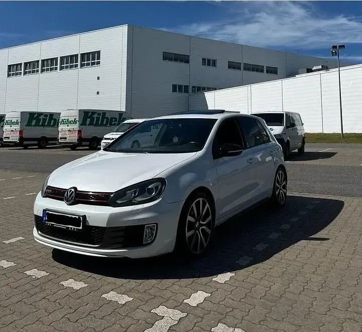 Gebraucht VW Golf VI GTI 211 PS (155 kW) 2010 Weiß Kleinwagen