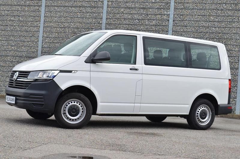 Gebraucht VW Transporter 110 PS (80 kW) 2024 Weiß Van