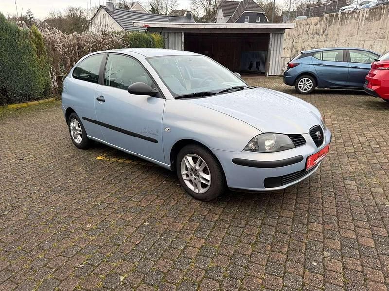 Gebraucht Seat Ibiza Stella 75 PS (55 kW) 2003 Polar blau metallic Kleinwagen
