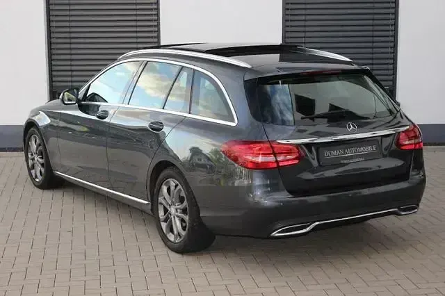 Gebraucht Mercedes C220 Avantgarde 170 PS (125 kW) 2016 Grau Limousine