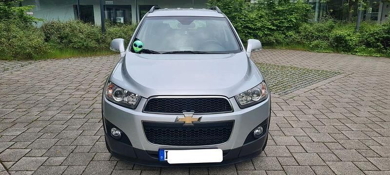 Gebraucht Chevrolet Captiva LT 167 PS (122 kW) 2012 Silber SUV