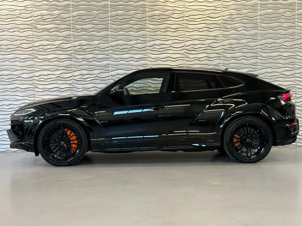 Neu Lamborghini Urus 799 PS (587 kW) 2026 Schwarz SUV
