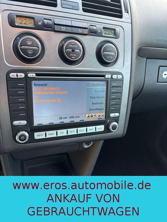 Gebraucht VW Touran Cross 170 PS (125 kW) 2008 Platinum grey metallic Van / Kleinbus