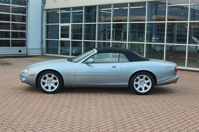 Gebraucht Jaguar XK8 284 PS (208 kW) 1997 Blau Cabrio