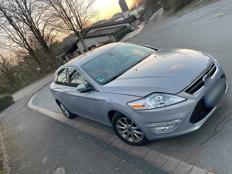 Używany Ford Mondeo Titanium X 204 KM (150 kW) 2013 Srebrny Sedan/Limuzyna
