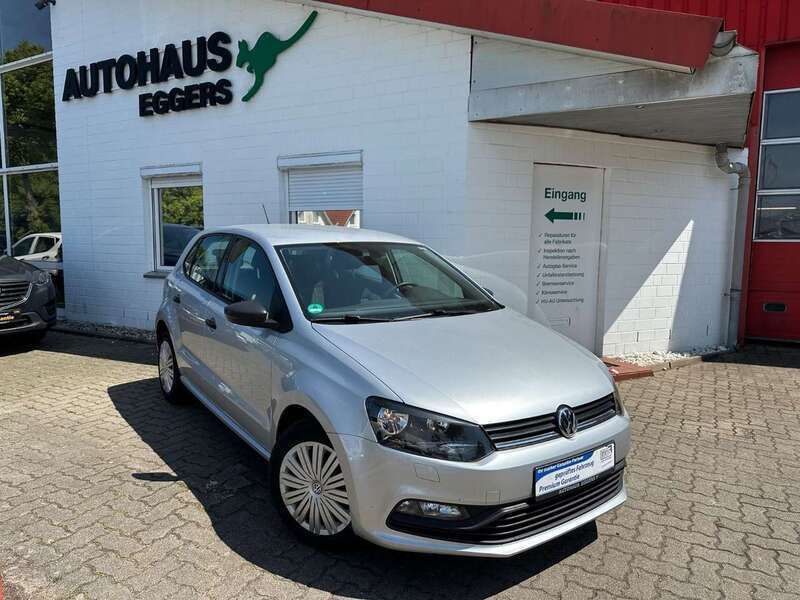 Silber Gebraucht 2015 VW Polo Trendline Kleinwagen | 7.480 € (Fairer Preis) - Bild 1/4