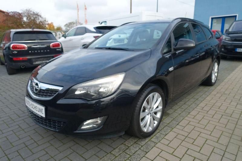 Schwarz Gebraucht 2012 Opel Astra Kombi | 7.390 € (Fairer Preis) - Bild 1/4