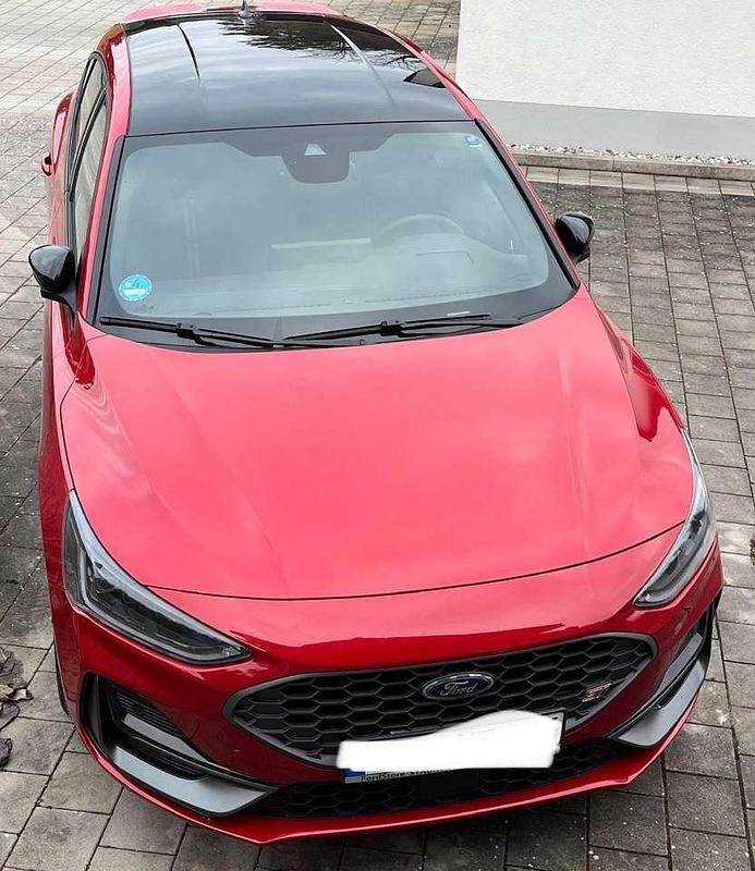 Gebraucht Ford Focus S 280 PS (205 kW) 2025 Rot Limousine