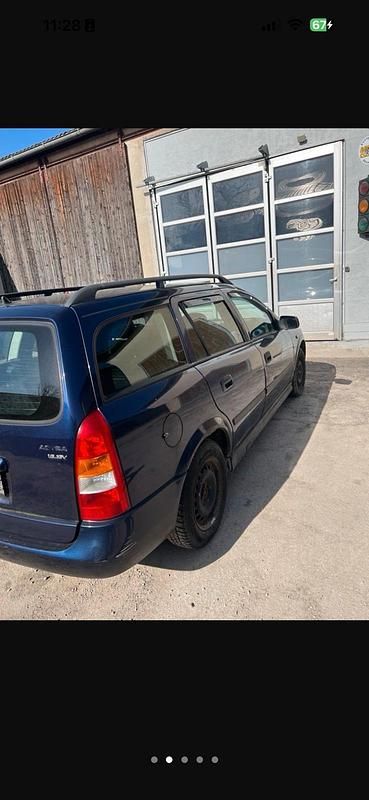 Gebraucht Opel Astra 101 PS (74 kW) 2002 Blau Kombi