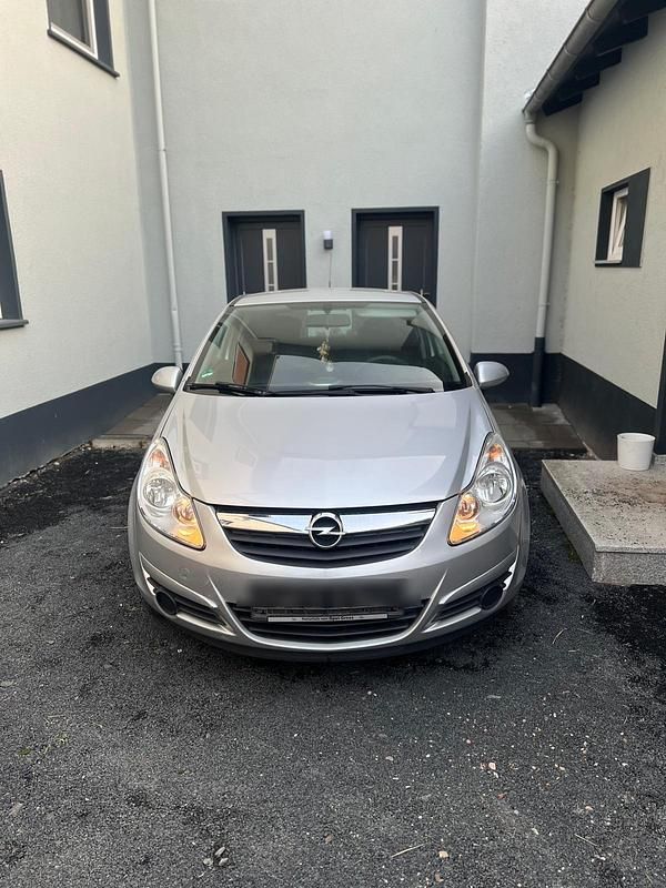 Gebraucht Opel Corsa 60 PS (44 kW) 2009 Silber Kleinwagen