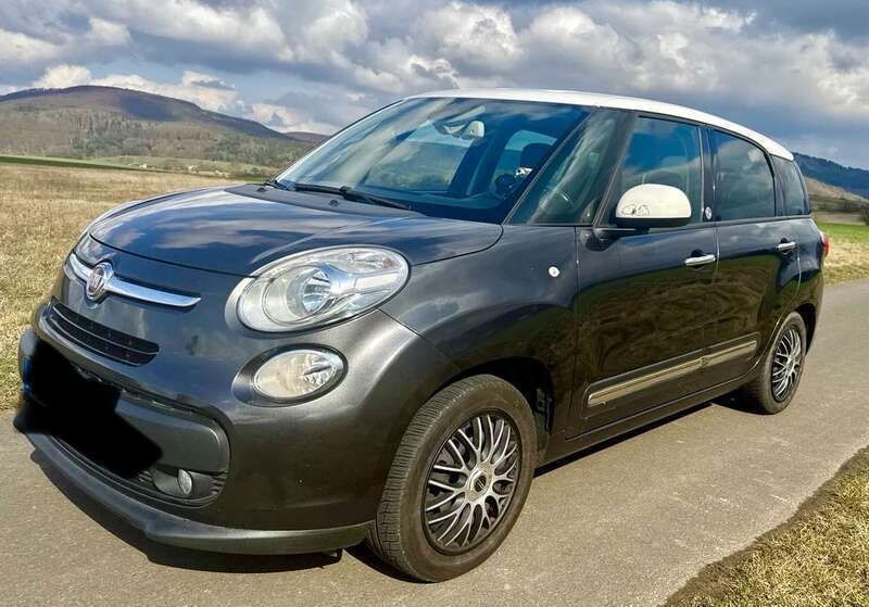 Grau Gebraucht 2013 Fiat 500L Lounge Van / Kleinbus | 5.999 € (Etwas zu teuer) - Bild 1/4