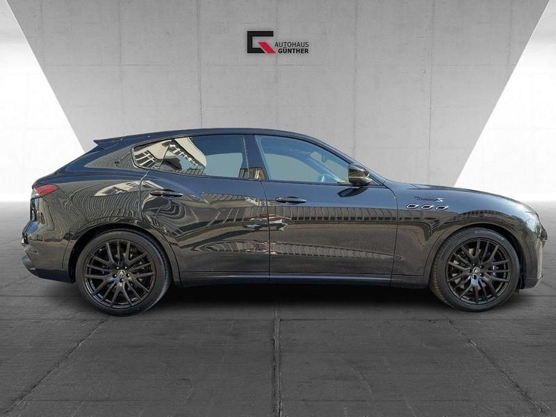 Gebraucht Maserati Levante 430 PS (316 kW) 2022 Schwarz SUV