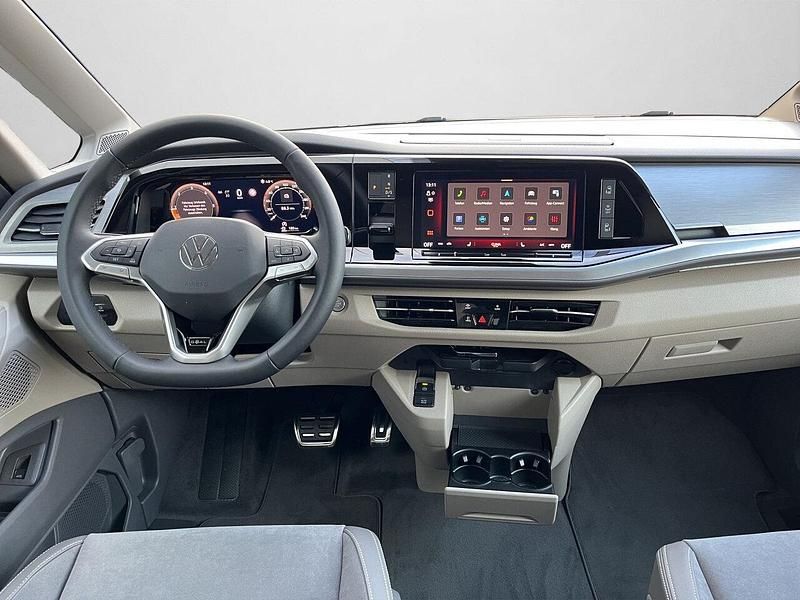 Gebraucht VW Multivan Goal 150 PS (110 kW) 2026 Pure grey Van