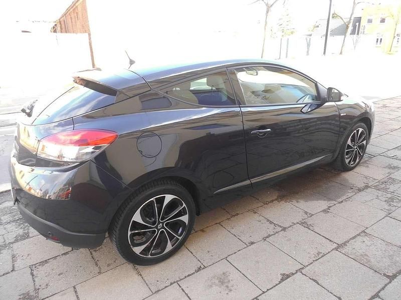 Gebraucht Renault Mégane Coupé Bose Edition 116 PS (85 kW) 2016 Sternenschwarz Coupé