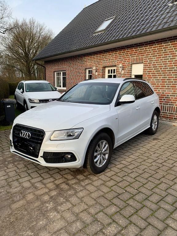 Weiß Gebraucht 2016 Audi Q5 Sport SUV | 23.000 € (Fairer Preis) - Bild 1/4